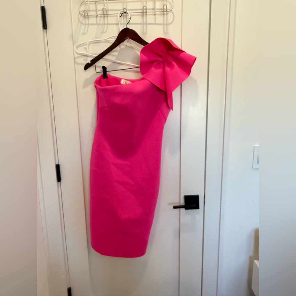 One-Shoulder Pink Ruffle Sheath Dress - Picture 3 of 5